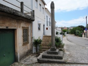 Pelourinho de Avelar
